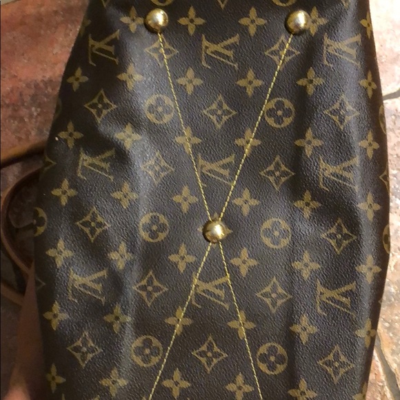 Louis Vitton large satchel - Picture 5 of 8